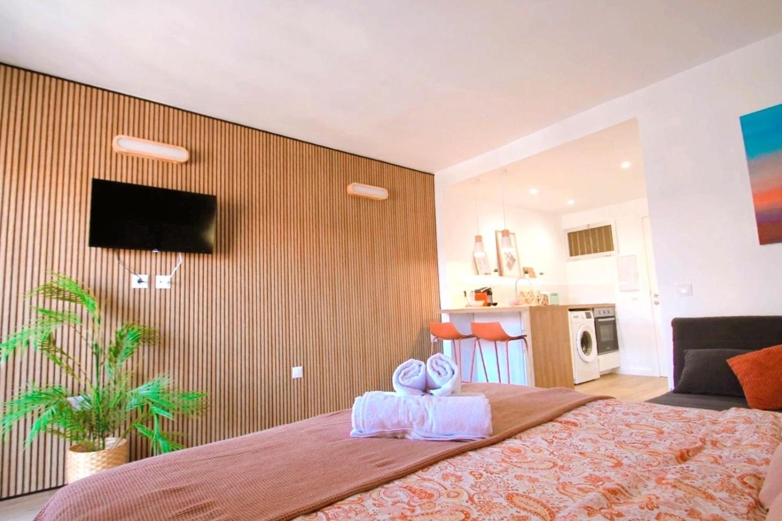 Bythewave Apartments Benalmadena Exterior photo