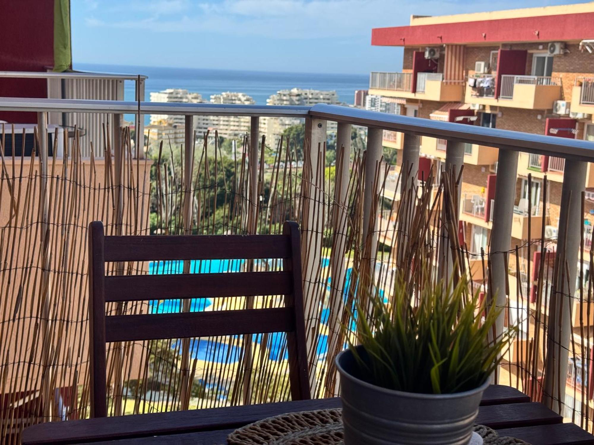 Bythewave Apartments Benalmadena Exterior photo